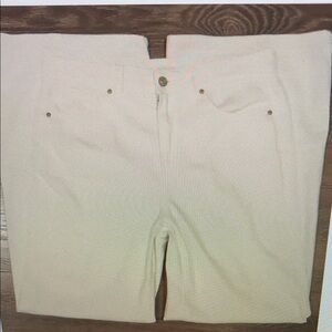 ❤️ CHICO'S HIGH RISE WIDE LEG JEANS, 10 (30)